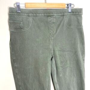 SPANX Army Green pull on skinny jeans